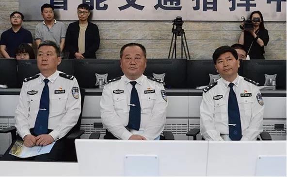 安徽省公安厅副厅长刘海石率队赴宣视察调研对宣城智能交通及交通大脑